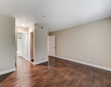 2120 Sealion Drive - Photo Thumbnail 21