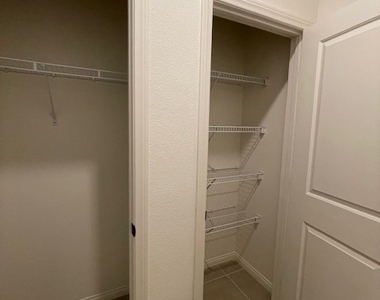 3493 Argiento Avenue - Photo Thumbnail 26
