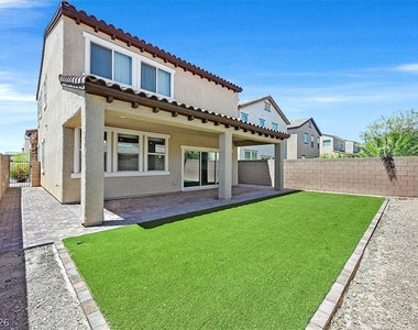 272 Finsbury Court - Photo Thumbnail 27