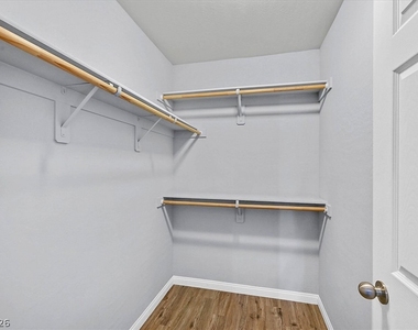 272 Finsbury Court - Photo Thumbnail 22