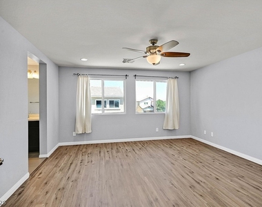 272 Finsbury Court - Photo Thumbnail 13