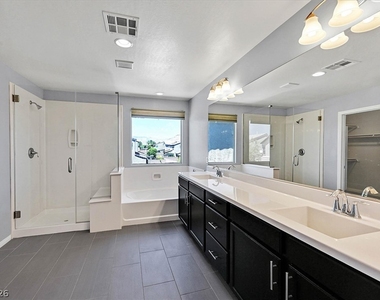 272 Finsbury Court - Photo Thumbnail 15