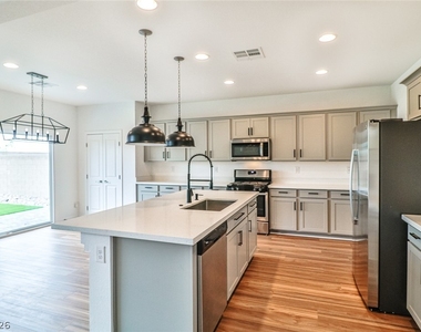 9234 Swift Current Drive - Photo Thumbnail 20