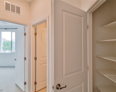 9234 Swift Current Drive - Photo Thumbnail 40