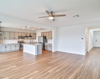 9234 Swift Current Drive - Photo Thumbnail 13