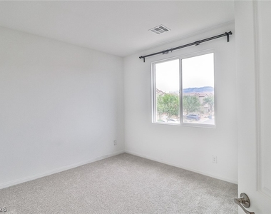 9234 Swift Current Drive - Photo Thumbnail 45