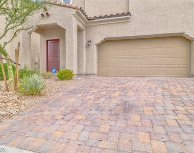 9234 Swift Current Drive - Photo Thumbnail 2