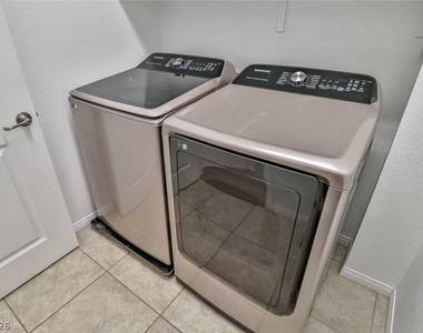 9234 Swift Current Drive - Photo Thumbnail 32