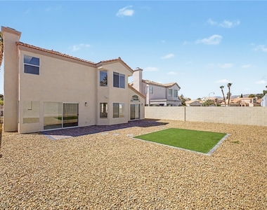 9812 Eagle Rock Court - Photo Thumbnail 39