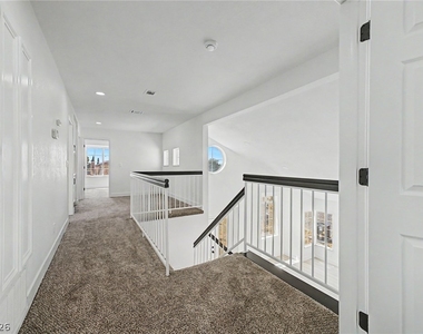9812 Eagle Rock Court - Photo Thumbnail 34