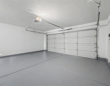 9812 Eagle Rock Court - Photo Thumbnail 37
