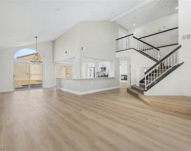 9812 Eagle Rock Court - Photo Thumbnail 9