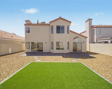 9812 Eagle Rock Court - Photo Thumbnail 40