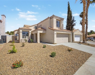 9812 Eagle Rock Court - Photo Thumbnail 2