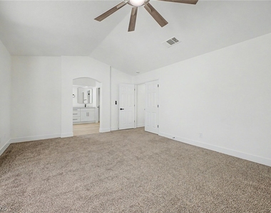 9812 Eagle Rock Court - Photo Thumbnail 21