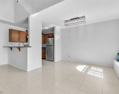 3145 E Flamingo Road - Photo Thumbnail 11