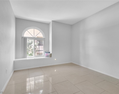 3145 E Flamingo Road - Photo Thumbnail 22