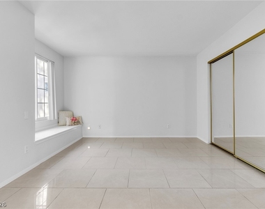 3145 E Flamingo Road - Photo Thumbnail 28