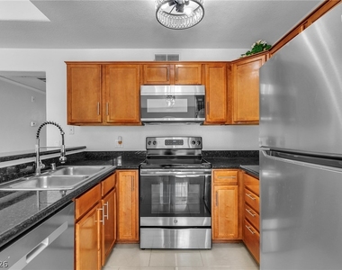 3145 E Flamingo Road - Photo Thumbnail 14