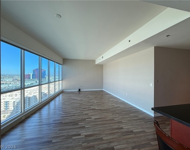4575 Dean Martin Drive - Photo Thumbnail 4