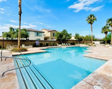 7701 W Robindale Road - Photo Thumbnail 19