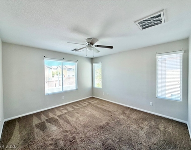 6435 Sean Creek Street - Photo Thumbnail 12