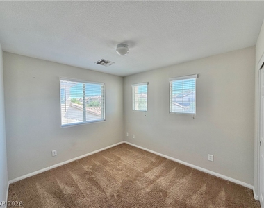 6435 Sean Creek Street - Photo Thumbnail 18