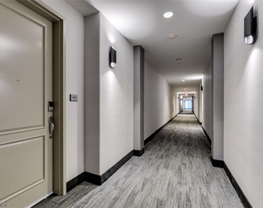 32 E Serene Avenue - Photo Thumbnail 9