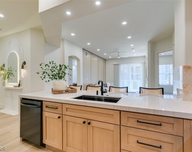 32 E Serene Avenue - Photo Thumbnail 20