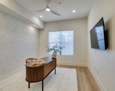 32 E Serene Avenue - Photo Thumbnail 33