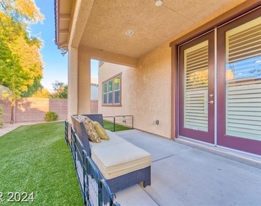 11216 Hedgemont Avenue - Photo Thumbnail 14
