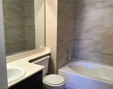 1676 Normandy Way - Photo Thumbnail 19