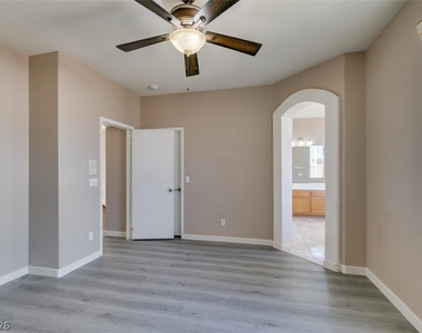 5328 Bright Sky Court - Photo Thumbnail 39