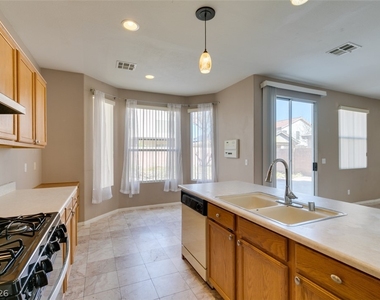5328 Bright Sky Court - Photo Thumbnail 30
