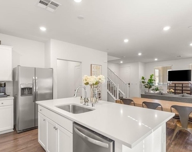 2873 Tanager Hill Street - Photo Thumbnail 5