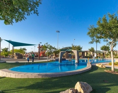 2873 Tanager Hill Street - Photo Thumbnail 21