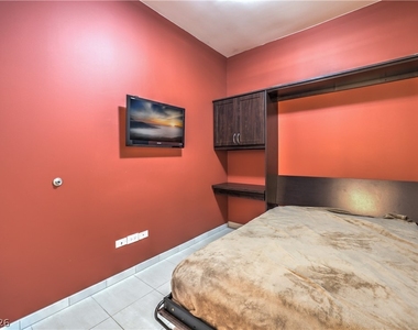 200 W Sahara Avenue - Photo Thumbnail 27