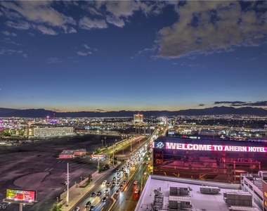 200 W Sahara Avenue - Photo Thumbnail 33
