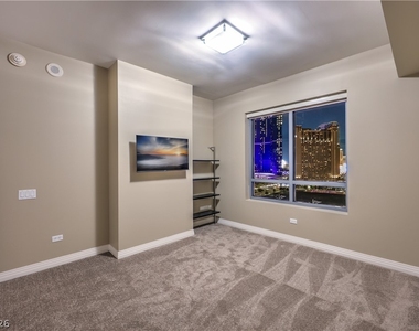 200 W Sahara Avenue - Photo Thumbnail 15