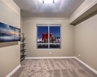 200 W Sahara Avenue - Photo Thumbnail 16