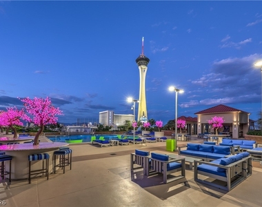 200 W Sahara Avenue - Photo Thumbnail 39