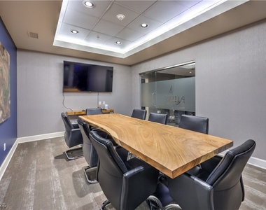 200 W Sahara Avenue - Photo Thumbnail 37