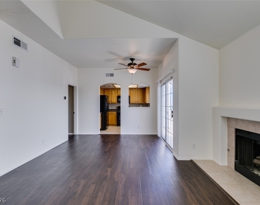 358 Seine Way - Photo Thumbnail 12
