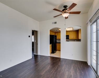 358 Seine Way - Photo Thumbnail 14