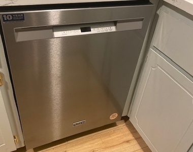 310 Brookside Lane - Photo Thumbnail 3