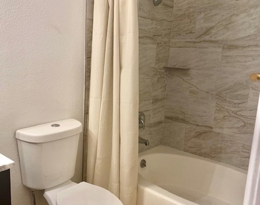 310 Brookside Lane - Photo Thumbnail 11