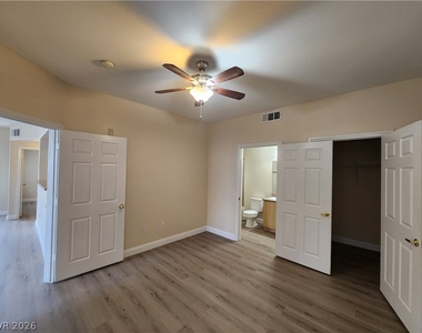 8000 W Badura Avenue - Photo Thumbnail 25