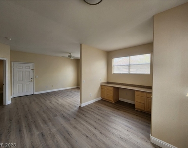 8000 W Badura Avenue - Photo Thumbnail 9