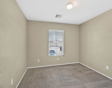 8525 Wildheart Ranch Street - Photo Thumbnail 19