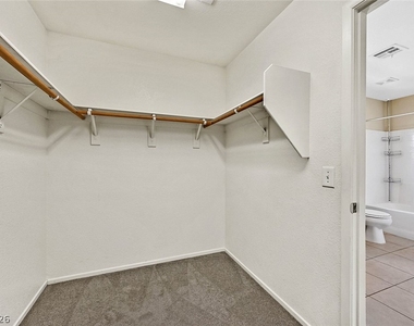 8525 Wildheart Ranch Street - Photo Thumbnail 16